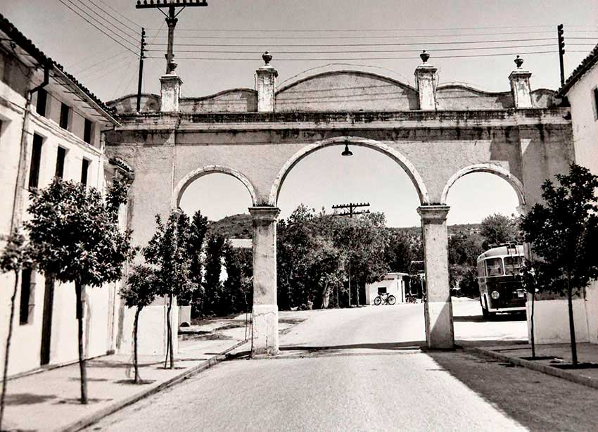 Fotografias de las calles, viales, sendas y puentes de Cabra