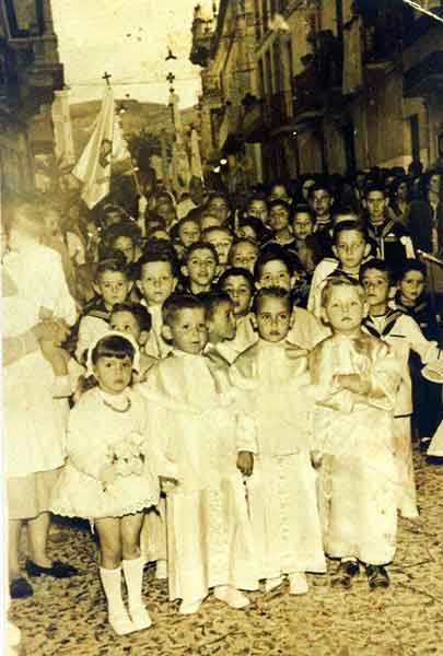  fotografías de colegio del Niño Jesus de las RRMM Escolapias en  Cabra de Córdoba