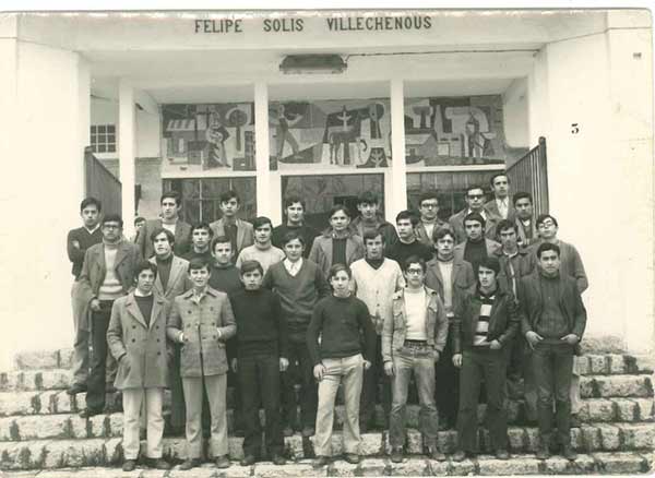 Foto relativa al centro de enseñanza las Escuelas Felipe Solís Villachenous de Cabra de Córdoba