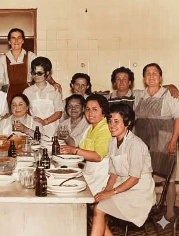 Foto relativa al centro de enseñanza las Escuelas Felipe Solís Villachenous de Cabra de Córdoba