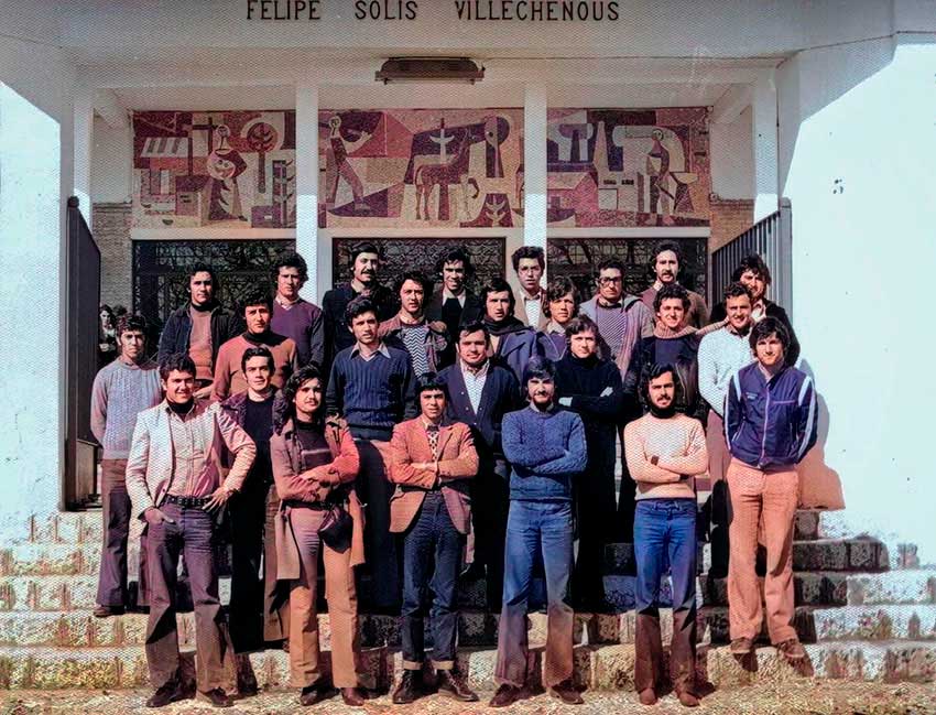 Foto relativa al centro de enseñanza las Escuelas Felipe Solís Villachenous de Cabra de Córdoba
