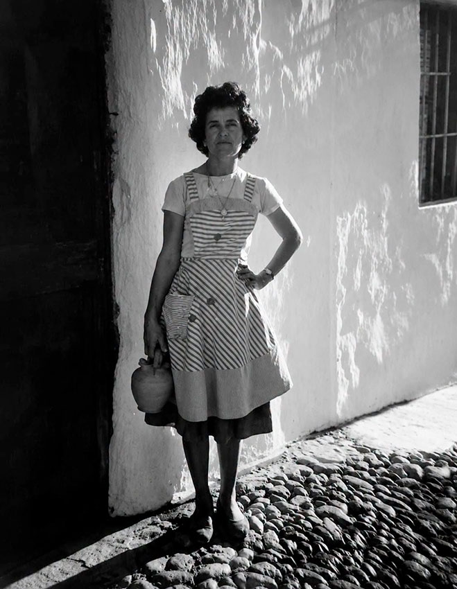 Fotografías de la mujer egabrense
