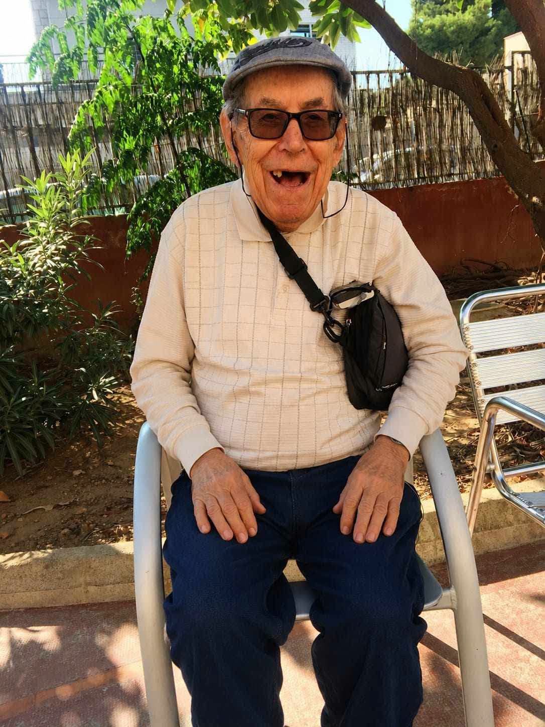 Fotografias de hombre, caballeros, niños, y personajes masculinos de Cabra