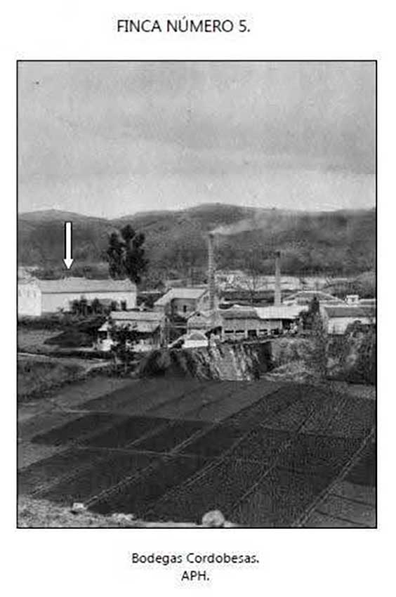 fotografías relativas a las fabricas e industria de Cabra