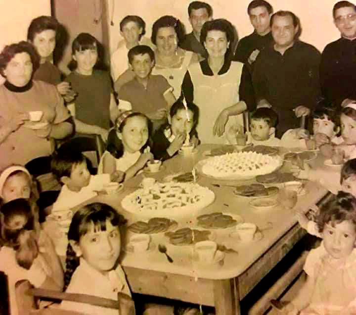 Foto de grupo de amigos o  conocidos de Cabra