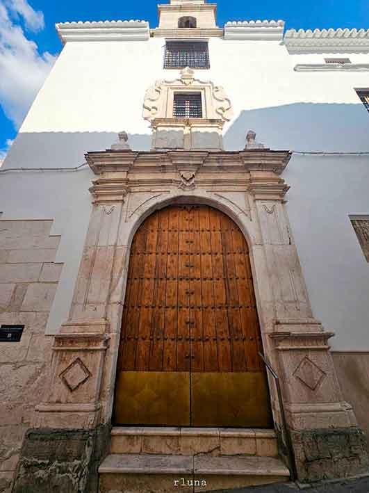 Cabra ciudad de la piedra