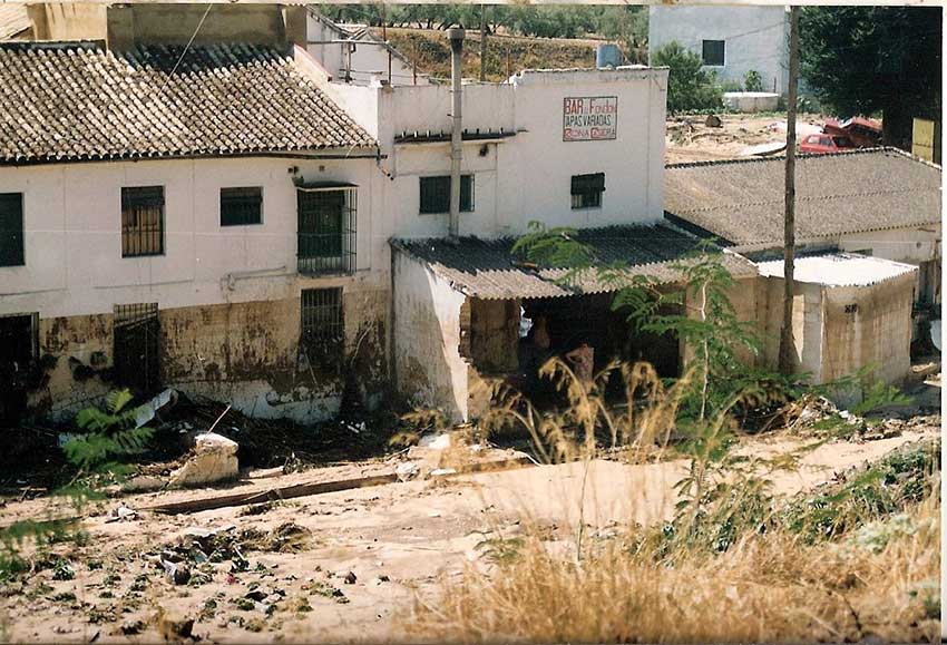 fotografías de las Piscinas  de  Cabra