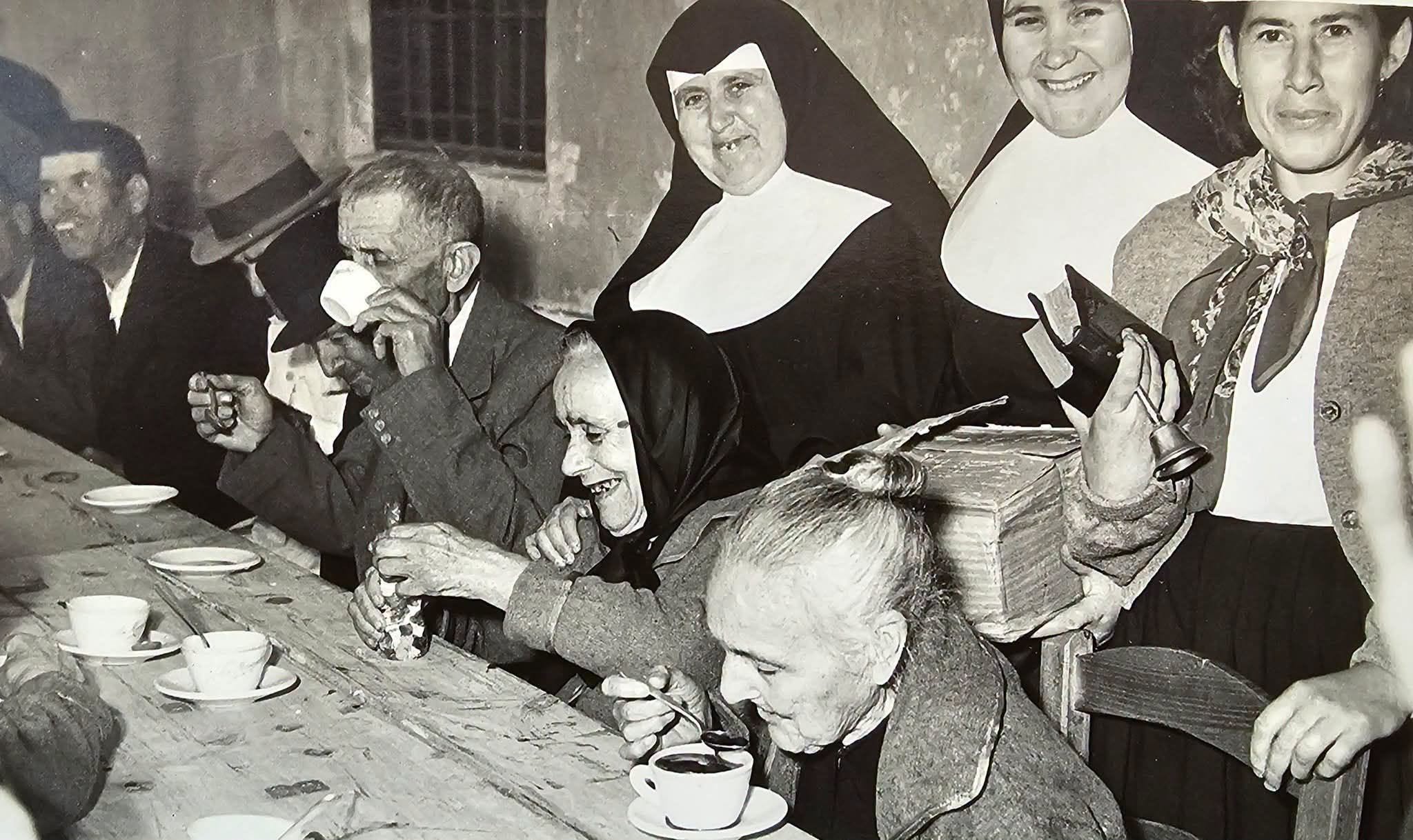 Fotografía de  la sociedad egabrense