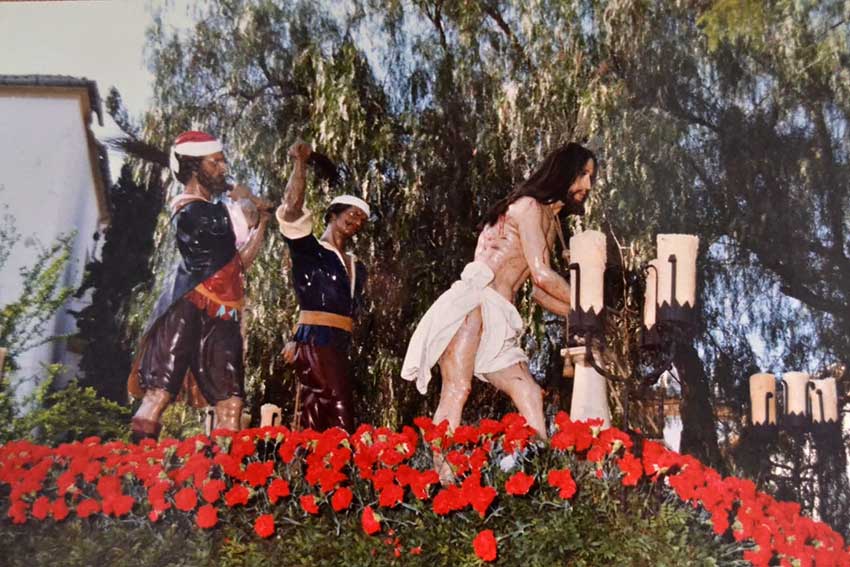 fotografías relacionadas de Jesús de la Columna y la Virgen de la Caridad