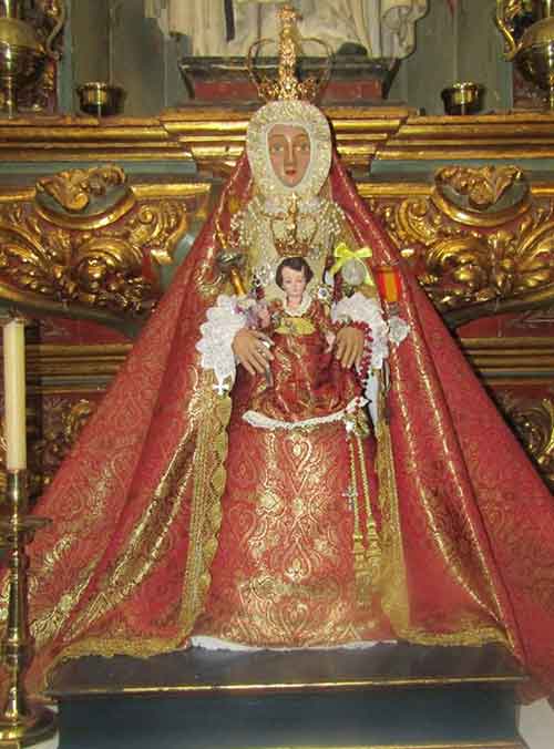 Fotografías relativa a la Virgen de la Sierra