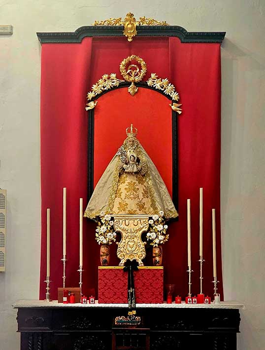 Fotografías relativa a la Virgen de la Sierra